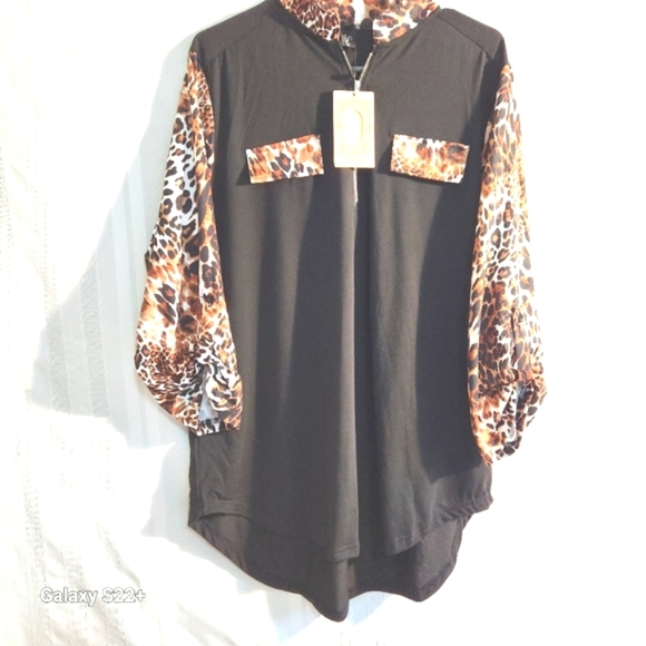 ST JUBILEENS  WOMEN'S Roll UP 3/4 SLEEVE V-NECK  LEOPARD PRINT TUNIC SIZE 2XL - Picture 1 of 11